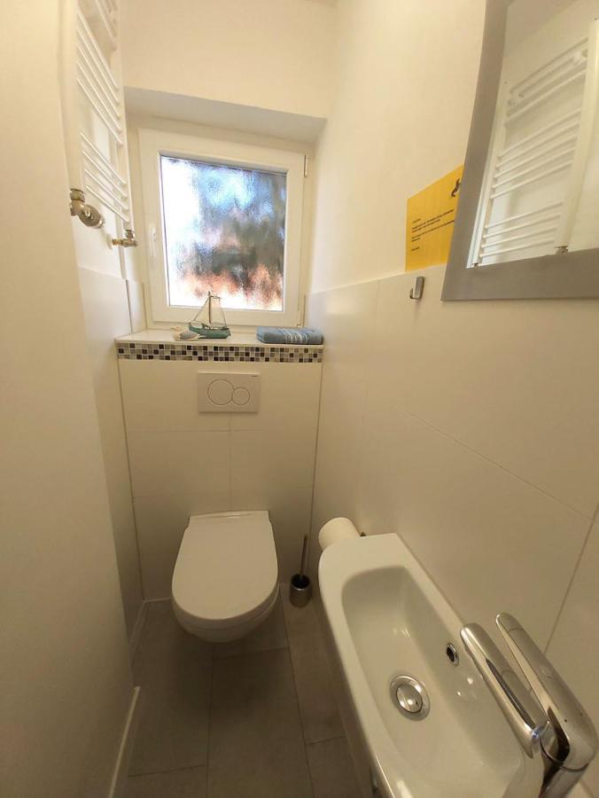 Haus Schwalbennest Apartment Bensersiel Ngoại thất bức ảnh